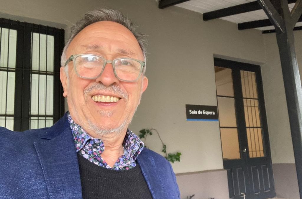 Entrevista al ser humano detrás del médico: Dr. Gustavo De Simone